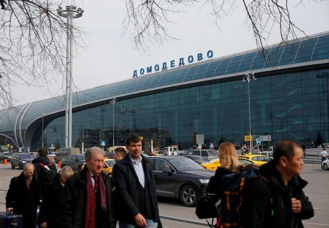 L'aéroport de Moscou Domodedovo. Un avion de ligne russe s'est écrasé dimanche peu après avoir décollé de l'aéroport. /Photo d'archives REUTERS/Maxim Shemetov
