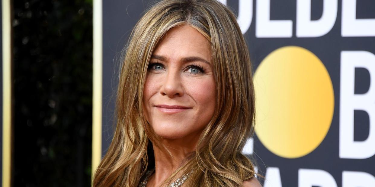 jennifer aniston at the 77th annual golden globe awards arrivals