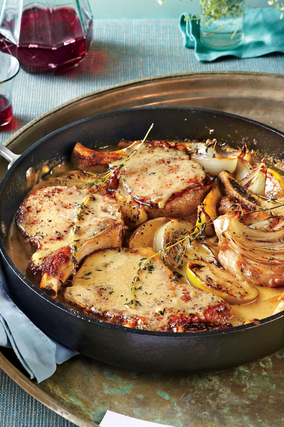 Pork Chops with Apples and Onions