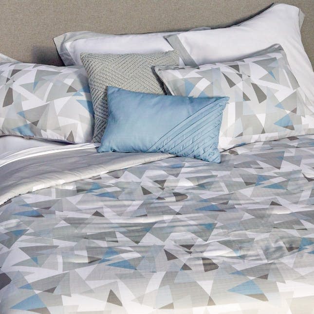 MoDRN Scandinavian Comforter Set 