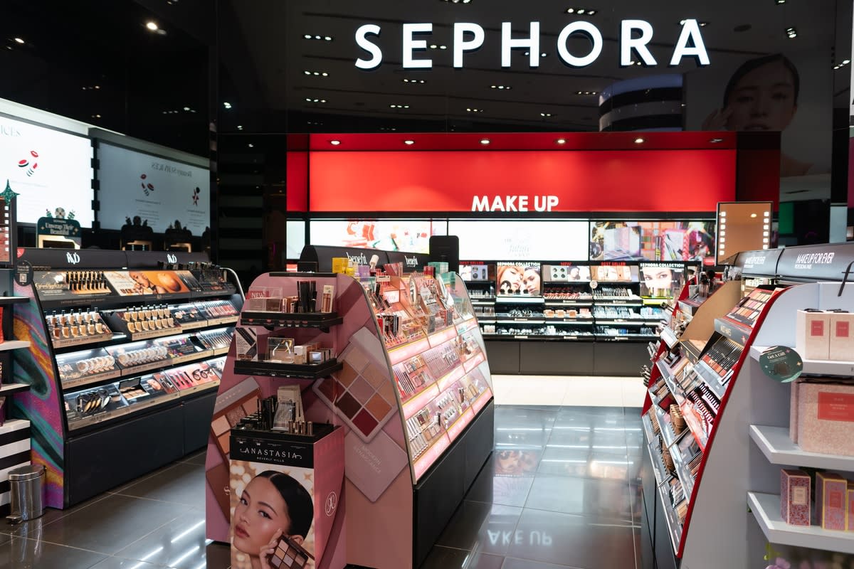 Sephora lets individual store locations dictate their pet policies<p>Sorbis via Shutterstock</p>