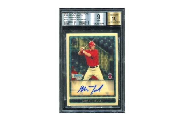 2009 Bowman Chrome Mike Trout Red Refractor Auto Tops $900,000