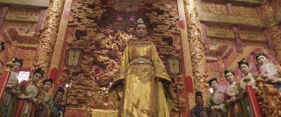 This image released by Legendary Pictures and Universal Pictures shows Junkai Wang as The Emperor in a scene from "The Great Wall." (Legendary Pictures and Universal Pictures via AP)