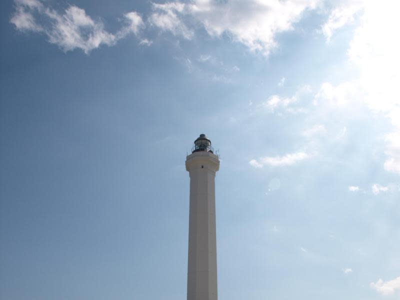 Der Leuchtturm von Santa Maria di Leuca liegt dort, wo Adria und Ionisches Meer aufeinandertreffen. Foto: Doris Burger