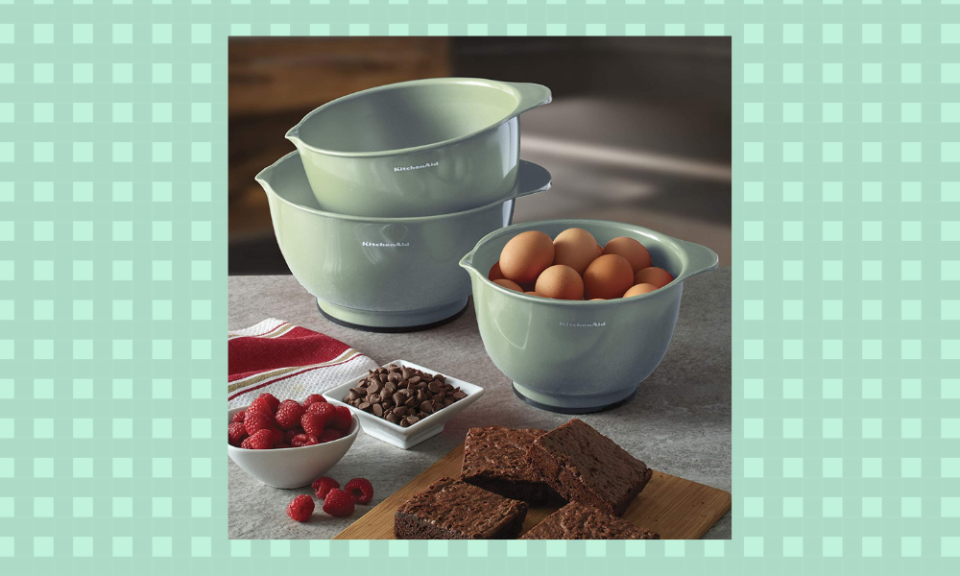 How helpful would these nesting bowls be for holiday baking? They're nearly half off today on Amazon. (Photo: Amazon)