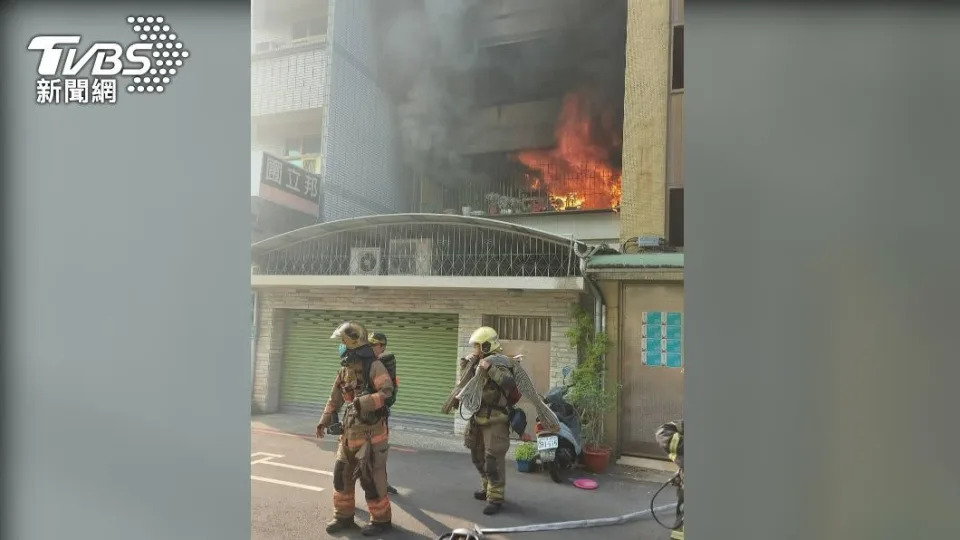 &#x0053f0;&#x005357;&#x005e02;&#x005357;&#x005340;&#x005065;&#x005eb7;&#x008def;&#x004e00;&#x008655;&#x00516c;&#x005bd3;&#x004eca;&#x00ff08;15&#x00ff09;&#x0065e5;&#x004e0b;&#x005348;&#x00767c;&#x00751f;&#x00706b;&#x008b66;&#x003002;&#x00ff08;&#x005716;&#x00ff0f;&#x006c11;&#x00773e;&#x0063d0;&#x004f9b;&#x00ff09;