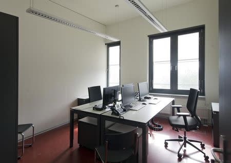 General view of an empty office at the German Federal Intelligence Agency (BND) during the opening ceremony of the BND headquarters in Berlin March 31, 2014. REUTERS/Soeren Stache/Pool