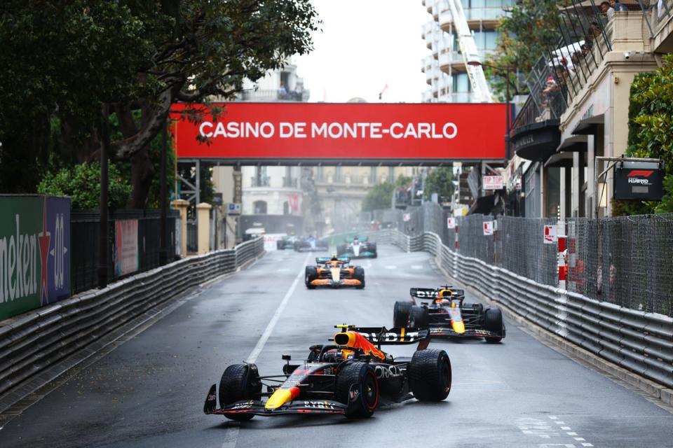 Sergio Perez leading the Monaco Grand Prix (Getty Images)