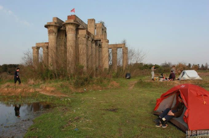 An interesting place to set up camp. Photo: Shanghaiist