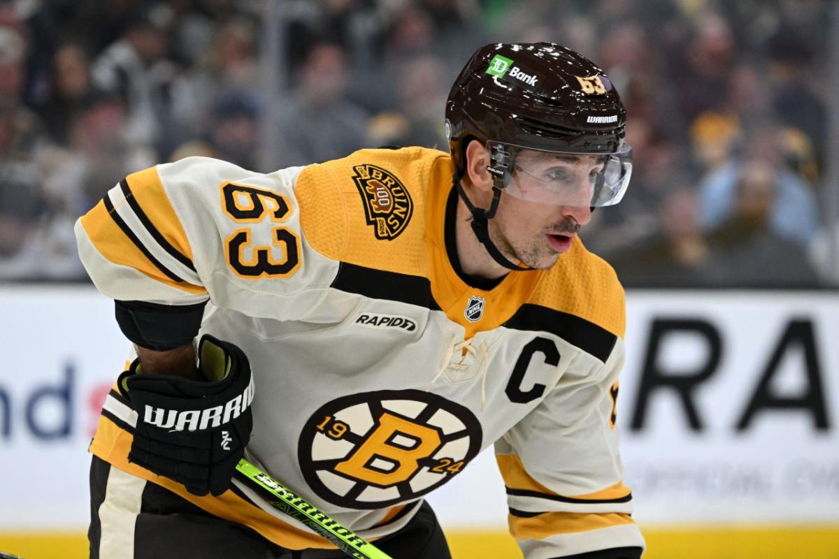 Leafs fans are upset about this Brad Marchand play with Timothy Liljegren