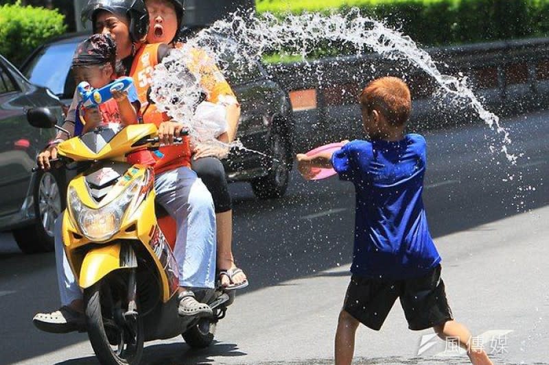 泰國傳統新年宋干節、潑水節（美聯社）