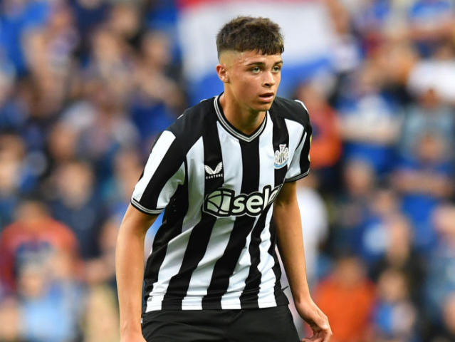 Eddie Howe reveals Lewis Miley plans as Newcastle United youngster  continues to shine