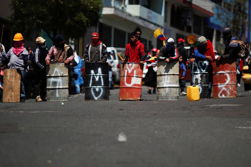 Foto del martes de las protestas indígenas en Quito contra el gobierno del Presidente Guillermo Lasso