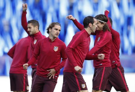 Britain Football Soccer - Atletico Madrid Training - King Power Stadium, Leicester, England - 17/4/17 Atletico Madrid's Antoine Griezmann and Diego Godin during training Action Images via Reuters / Carl Recine Livepic