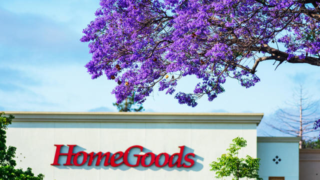 HomeGoods Offers Treasure-Hunt Shopping Experience: Photos