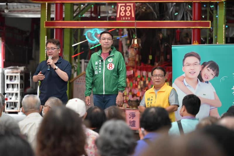 九合一選戰倒數，台灣新政協會執行長張宇韶南下替高雄市議員黃文益站台。（圖／翻攝自張宇韶臉書）