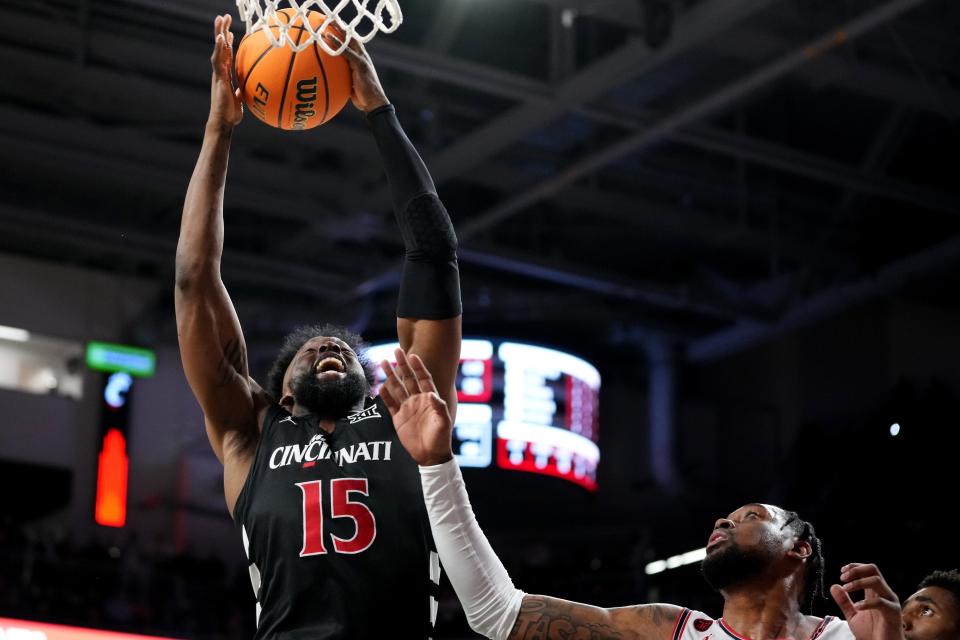 Forward John Newman III and the Bearcats are only 2-6 in Quadrant 1 victories, which are the best for a team's postseason resume.