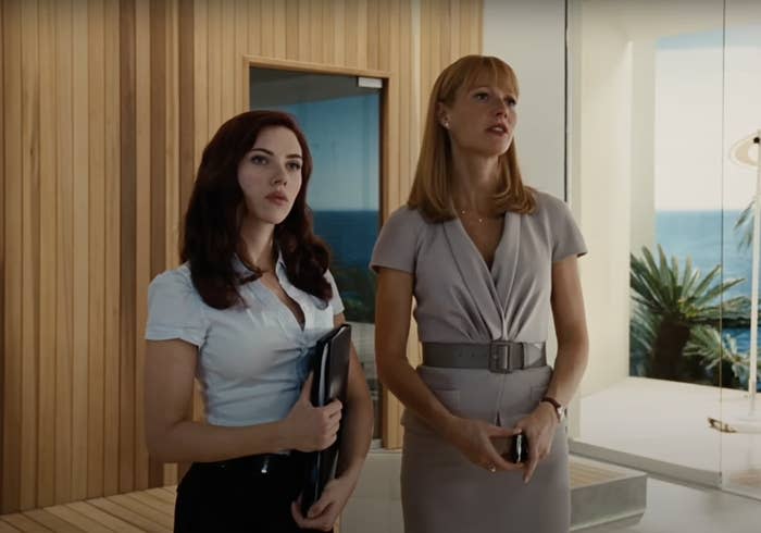 closeup of Gwyneth and Scarjo in the movie