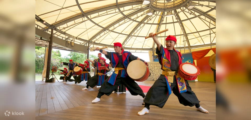 Okinawa World Ticket and Culture Workshop Experience. (Photo: Klook SG)