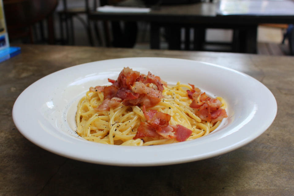 One of the dishes on the menu is the Spaghetti Alla Carbonara ($24). When mixed in the cheese wheel, the cream sauce from the spaghetti and the cheese combine, creating an irresistable cheesy sauce. (Photo: Yahoo Singapore)