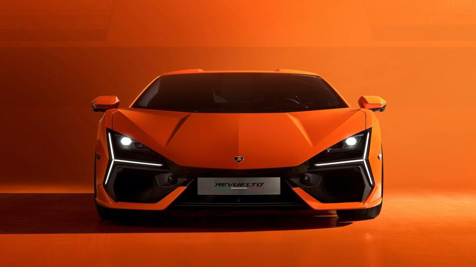 <p>2024 Lamborghini Revuelto</p>