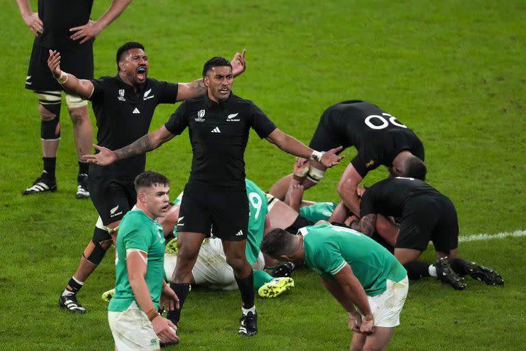 Nunca hay que subestimar a los All Blacks: el mejor equipo de la historia sacó al mejor de la actualidad