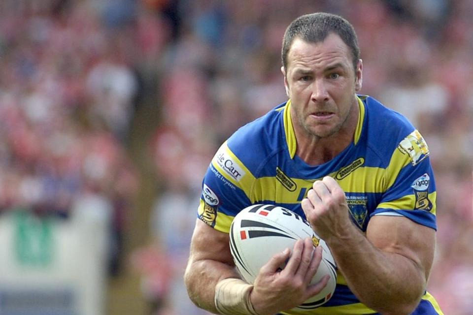 Adrian Morley on the rampage for Warrington Wolves in 2009 <i>(Image: Mike Boden)</i>