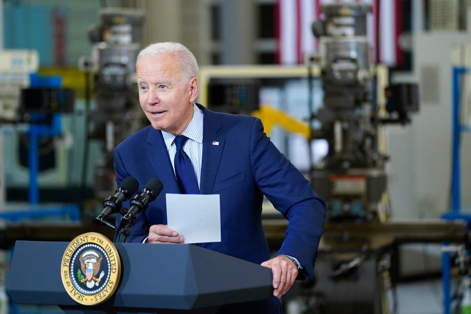 President Joe Biden delivers remarks on the economy at the Cuyahoga Community College Metropolitan Campus, Thursday, May 27, 2021, in Cleveland. (AP Photo/Evan Vucci) ORG XMIT: OHEV445