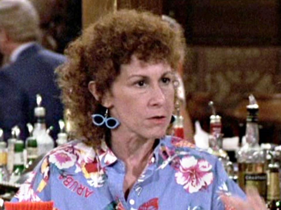 rhea perlman in cheers