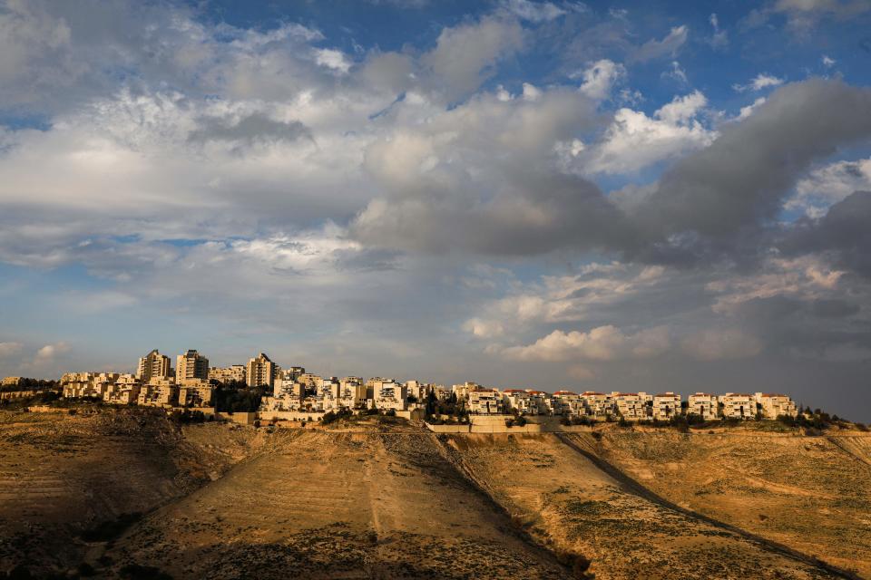 The settlement of Maale Adumim in the town of Eizariya, in the occupied West Bank, is Israel's largest in the occupied territories. (Photo: MENAHEM KAHANA/AFP via Getty Images)