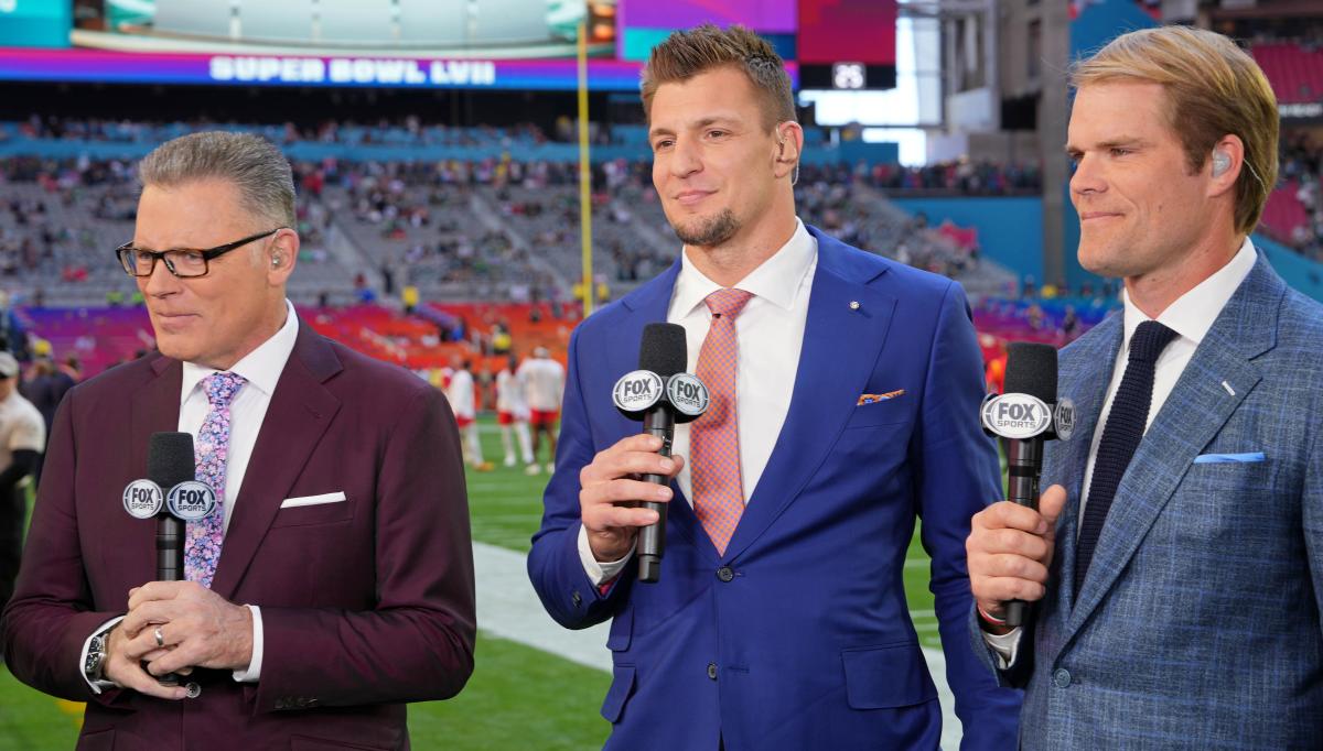 Greg Olsen, Kevin Burkhardt to be on call for Bears home opener - A to Z  Sports