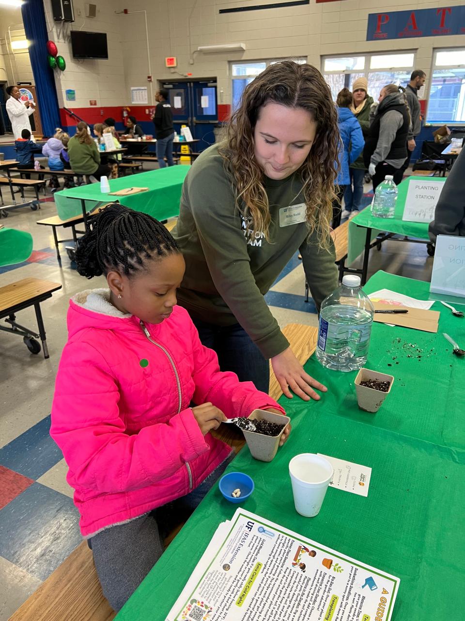 UF IFAS representatives walked students through planting and harvesting their own food at Sabal Palm Elementary on Jan. 20, 2024. Each student was able to plant their own vegetables, fruits, and herbs to take home and grow.
