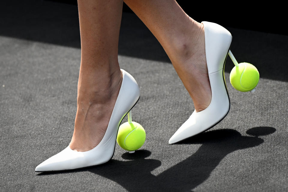 Zendaya, loewe, pointed-toe pumps, tennis heels, pionted-toe,