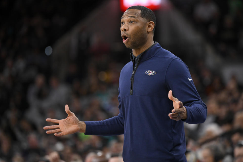 New Orleans Pelicans head coach Willie Green watches game action during the first half of an NBA basketball game against the San Antonio Spurs, Wednesday, Nov. 23, 2022, in San Antonio. (AP Photo/Darren Abate)