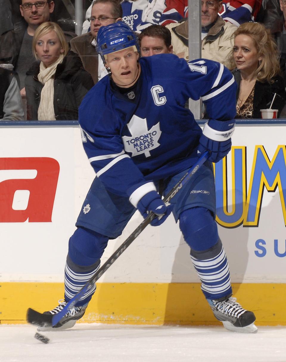 TORONTO - MARCH 29: Mats Sundin #13 of the Toronto Maple Leafs looks to pass the puck during game action against the Montreal Canadiens on March 29, 2008 at the Air Canada Centre in Toronto, Ontario, Canada. (Photo by Graig Abel/NHLI via Getty Images)