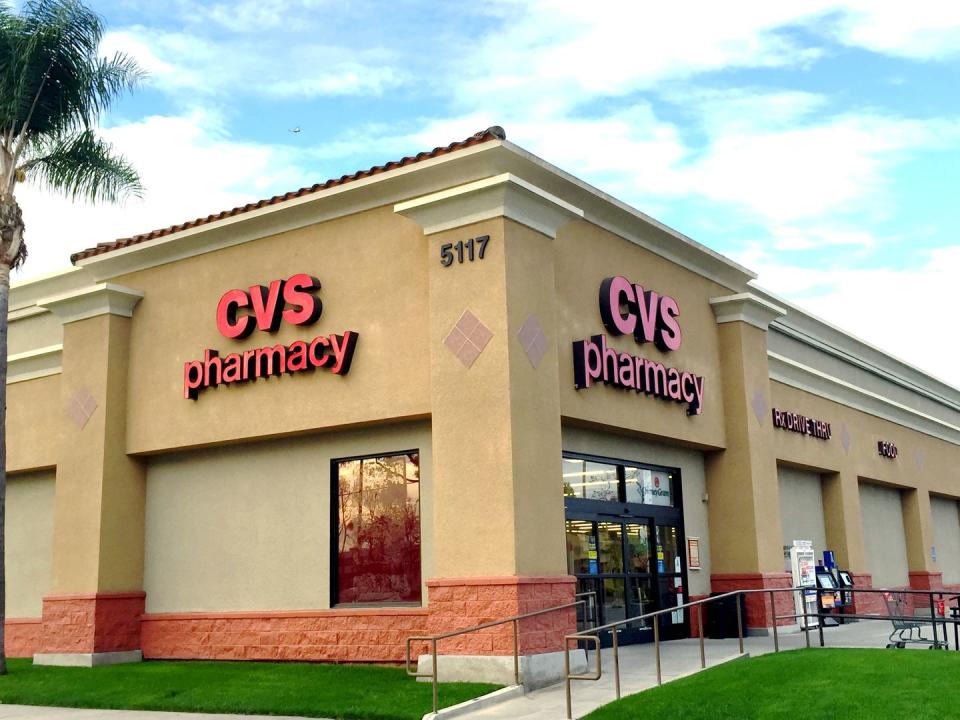 12) CVS