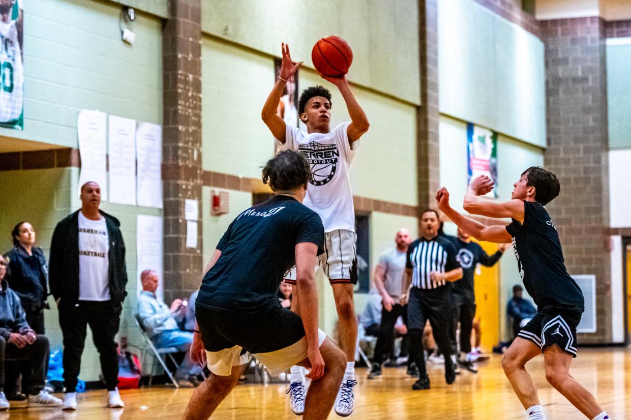 Aaron Cote hits the three in the Herren Shootout.