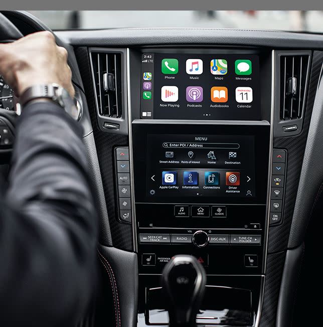 INFINITI Q50 300GT標配Apple CarPlay & Android Auto整合系統，操駕上更加便利。（圖／INFINITI提供）
