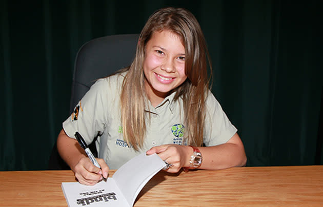 Bindi Irwin attends a signing for 'Trouble at the Zoo' (David Livingston/Getty)