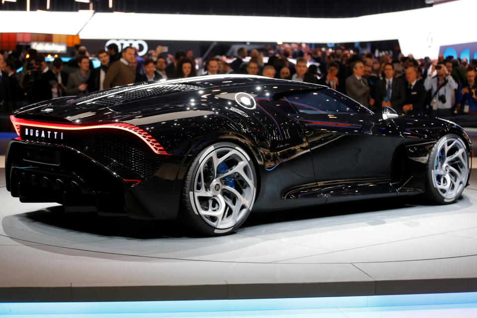 <p>La compañía no ha revelado cuál es la velocidad que puede alcanzar, pero las características del vehiculo se asemejan a otros modelos de Bugatti.<br>Foto: REUTERS/Pierre Albouy </p>
