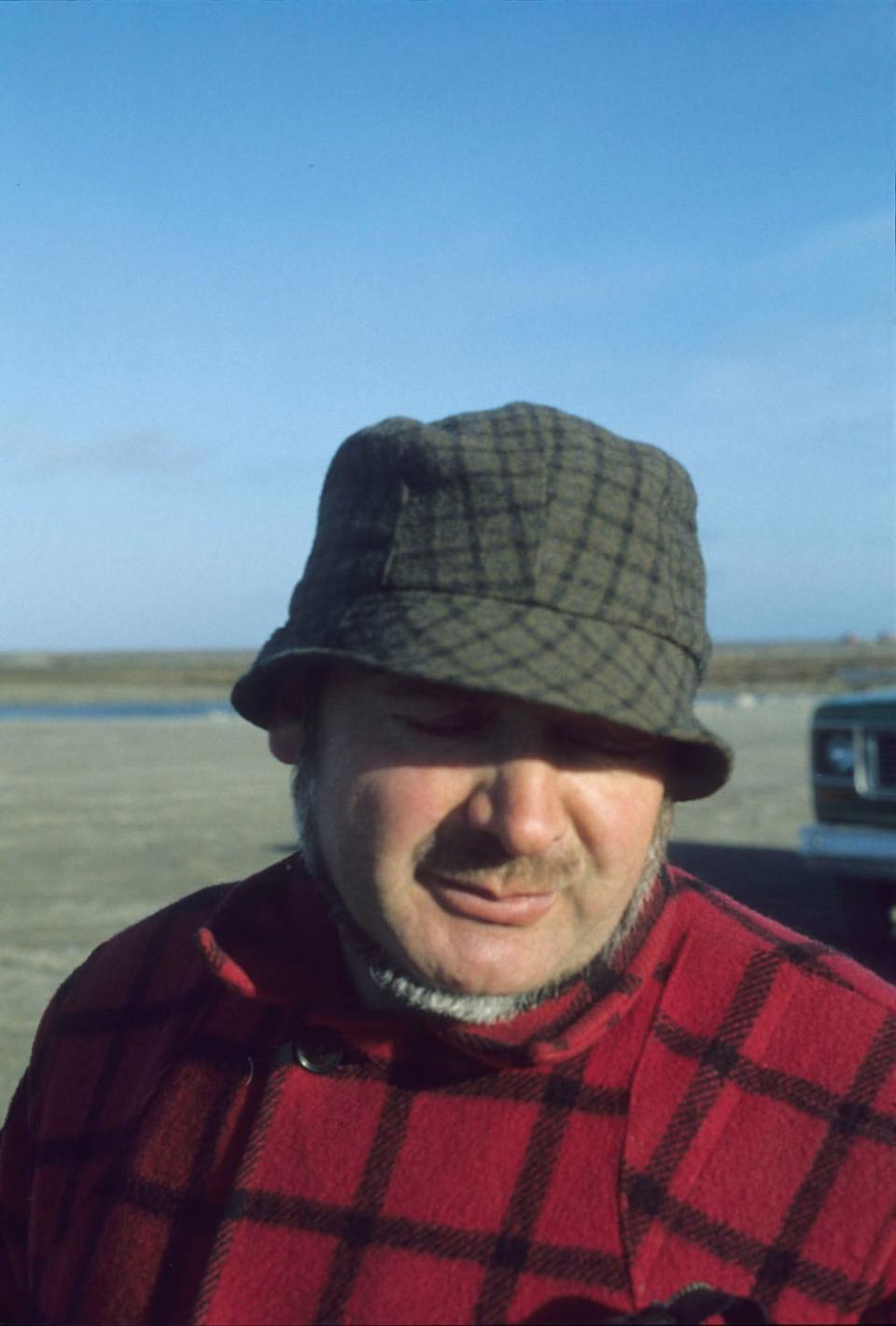 Johannes Rivoire is shown in Arviat, Nunavut, in 1979. The priest accused of sexually abusing Inuit children in Nunavut died on Thursday.  (Library and Archives Canada - image credit)