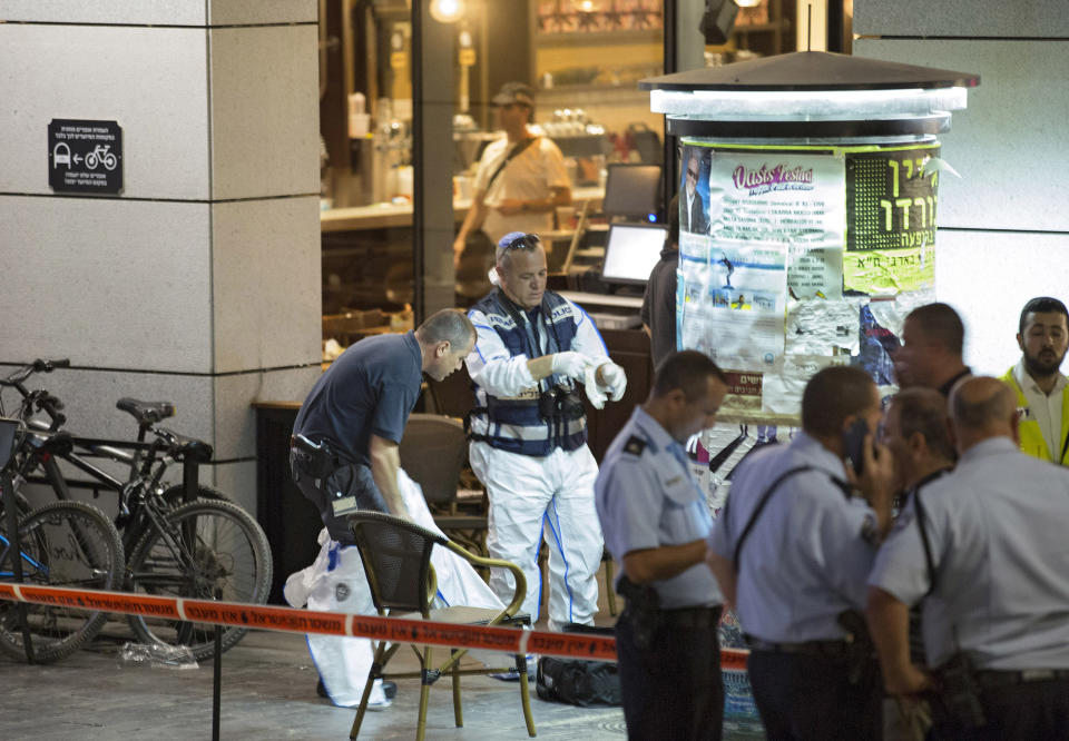 Shooting attack in central Tel Aviv