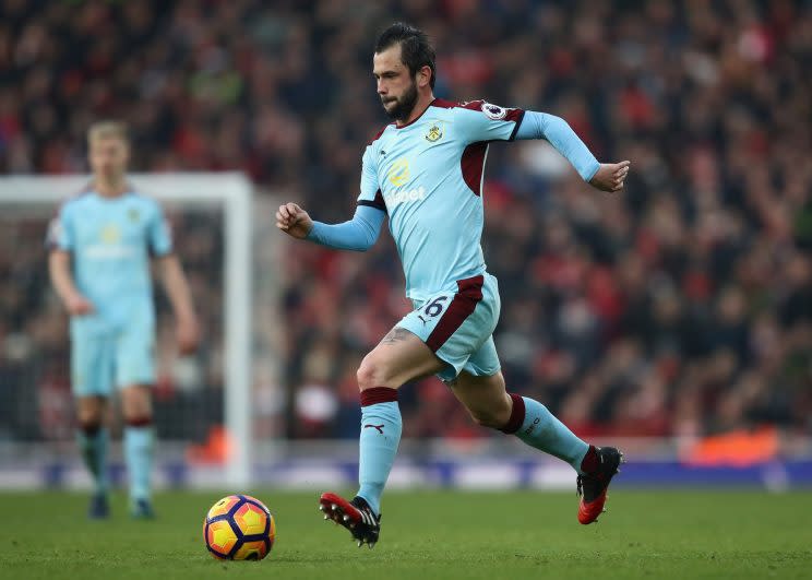 steven defour v arsenal