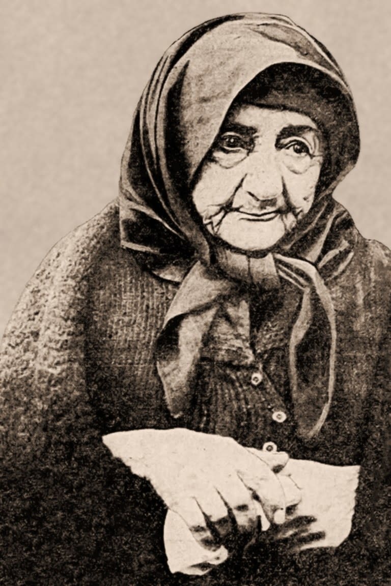 <div><p>"Baba Anujka was a 90-year-old serial killer from a small village in Serbia. She sold 'love potions' to women with marriage problems, which contained arsenic and killed the husbands after eight days. In 1929, she was sentenced to 15 years in prison. It is believed she killed between 50 and 150 people."</p><p>—<a href="https://www.reddit.com/user/LivingRaccoon/" rel="nofollow noopener" target="_blank" data-ylk="slk:u/LivingRaccoon;elm:context_link;itc:0;sec:content-canvas" class="link "><u>u/LivingRaccoon</u></a></p></div><span> Public Domain / Via <a href="https://en.wikipedia.org/wiki/Baba_Anujka#/media/File:Baba-Anujka.jpg" rel="nofollow noopener" target="_blank" data-ylk="slk:en.wikipedia.org;elm:context_link;itc:0;sec:content-canvas" class="link ">en.wikipedia.org</a></span>