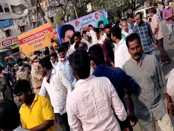 Police tries to stop the TDP workers for holding protest (Photo/ ANI)