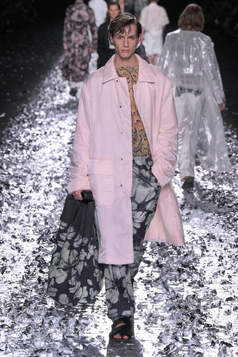 Dries Van Noten Spring 2025 Ready-to-Wear Collection