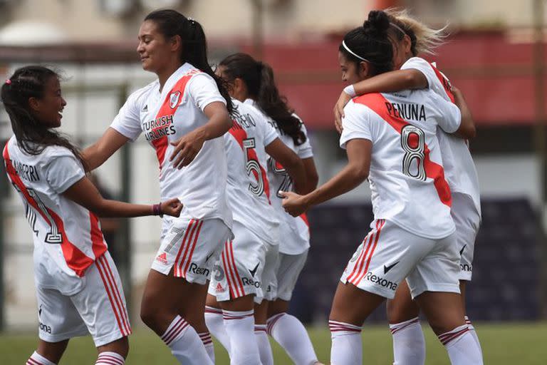 El conjunto de River debutará frente a Excursionistas