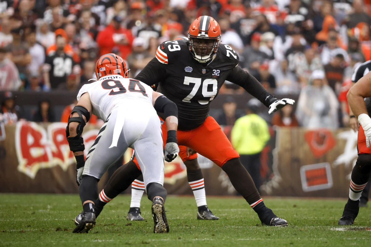 Browns reach deal with second-round pick Joel Bitonio - NBC Sports