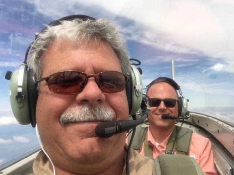 Pilot Craig Hutain (front) is pictured with friend Dale McLeod (back) (Dale McLeod via WFAA)