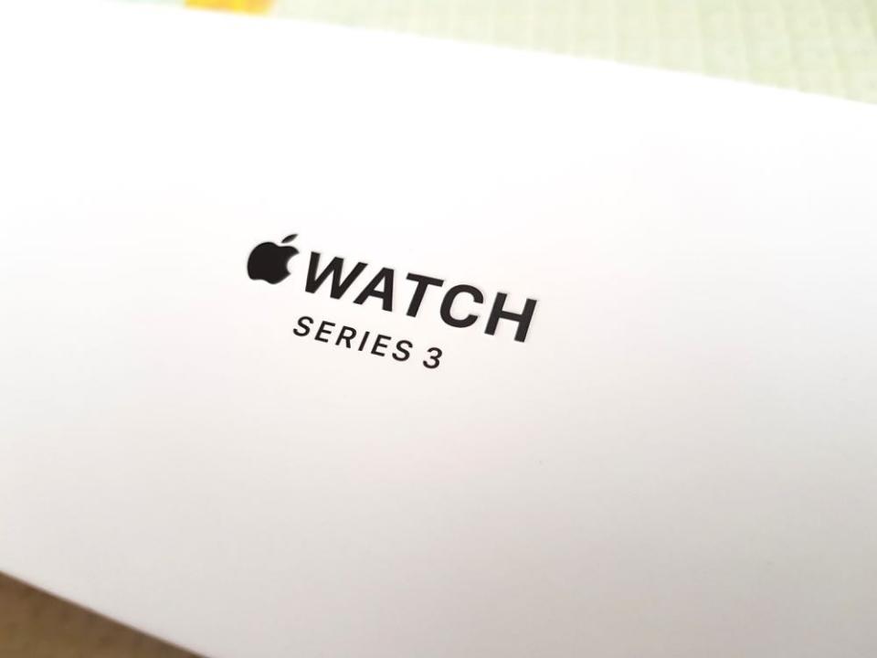 最新Apple Watch 3 與運動型錶環開箱